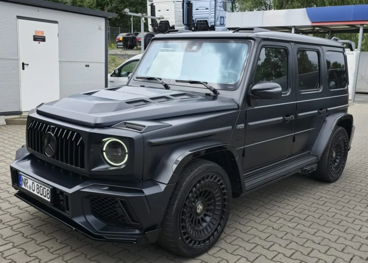 MERCEDES "MONOLITH" G63 AMG 